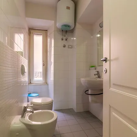 Апартаменты Guesthost - Termini Comfy Рим