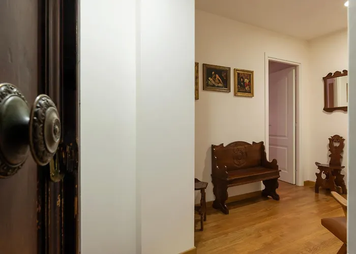 Guesthost - Termini Comfy *