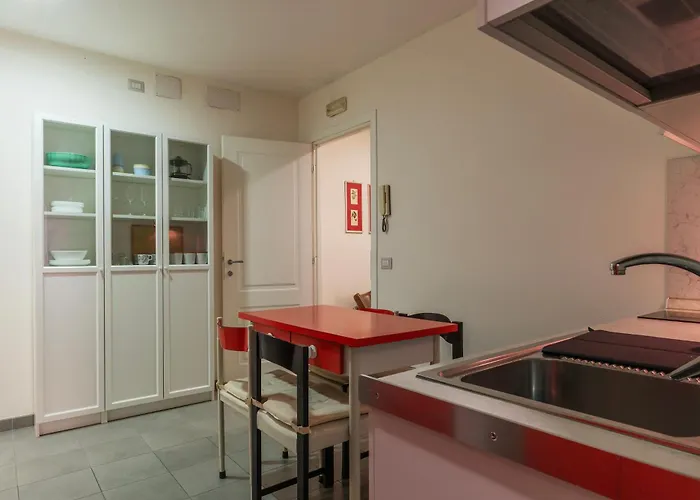 Guesthost - Termini Comfy