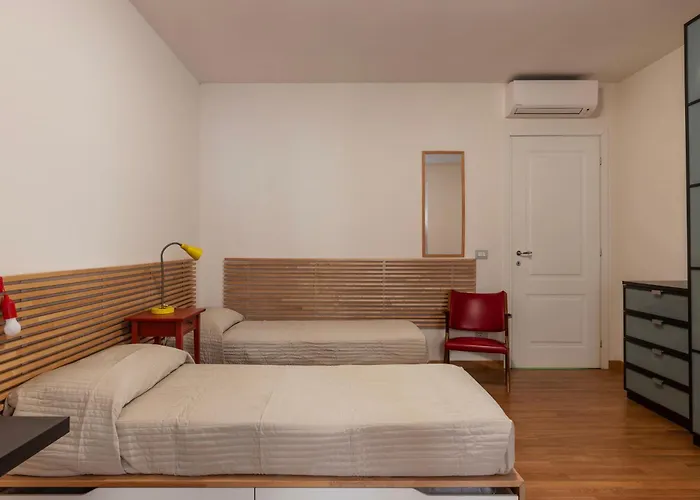 Guesthost - Termini Comfy * Rome